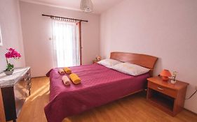 Kristian Apartments